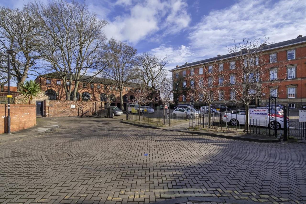 Apartament The Beehive Studio York Zewnętrze zdjęcie